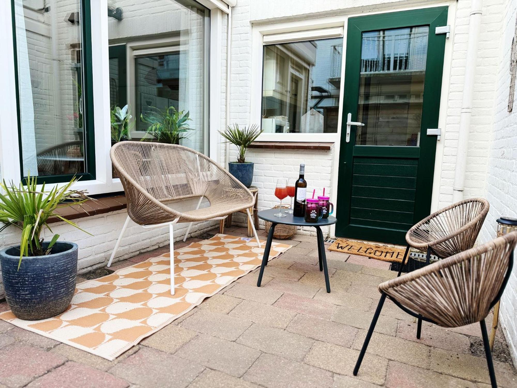 Beach House Sea-Esta Egmond aan Zee Exterior photo